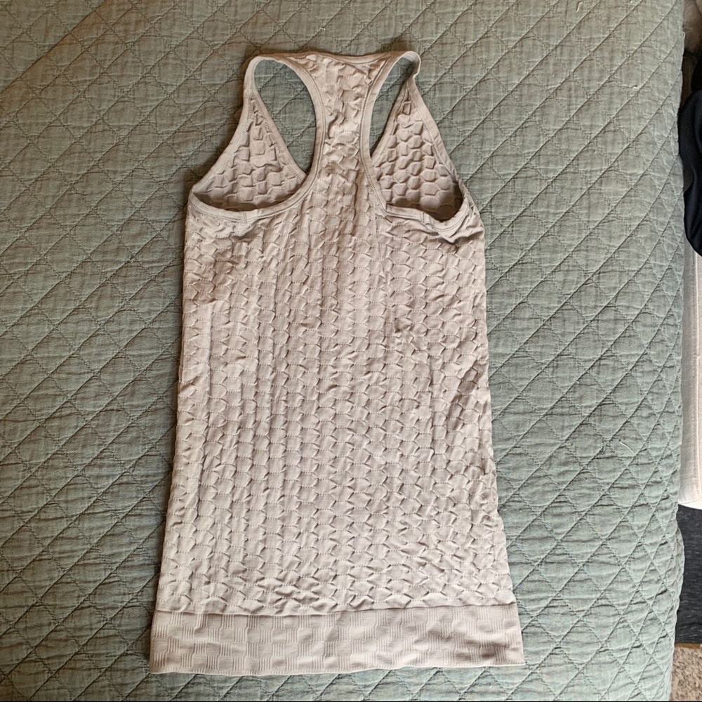 Athleta Textured Tank - Picture 2 of 4